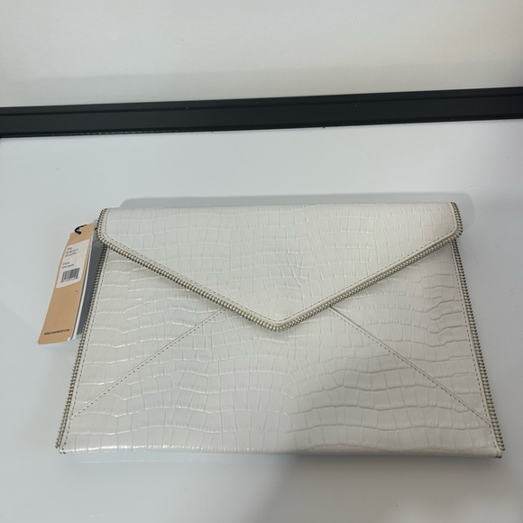 NWT LEO CLUTCH OPTIC WHITE REBECCA MINKOFF WITH DUST BAG - Picture 4 of 11